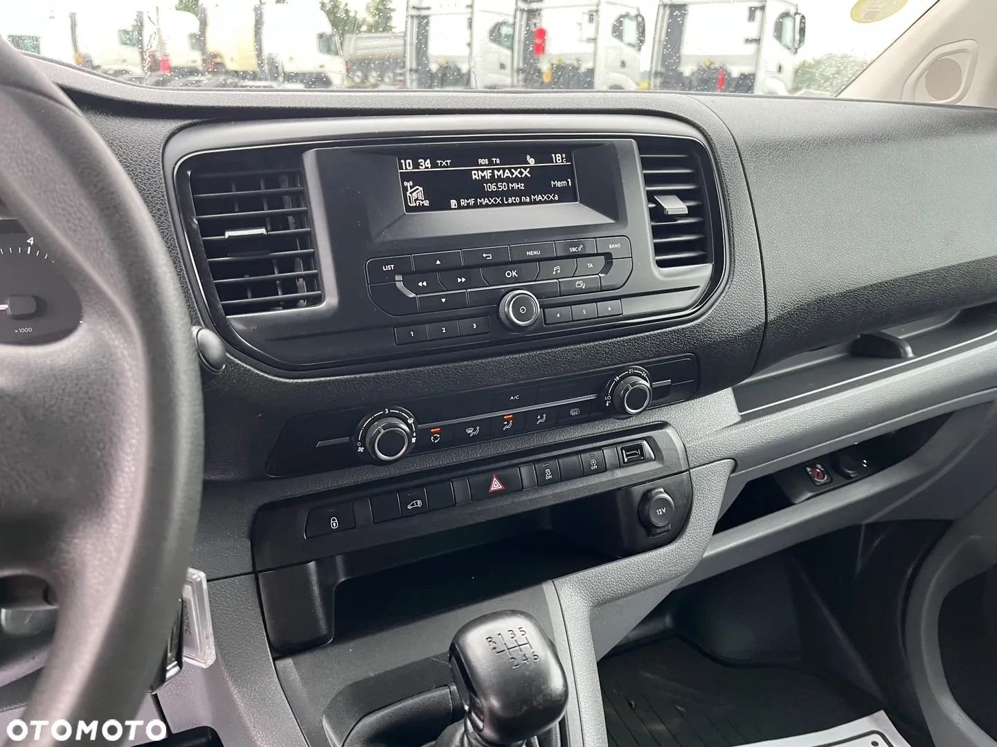 Peugeot EXPERT / Euro 6 / 2018 / Import Francja
